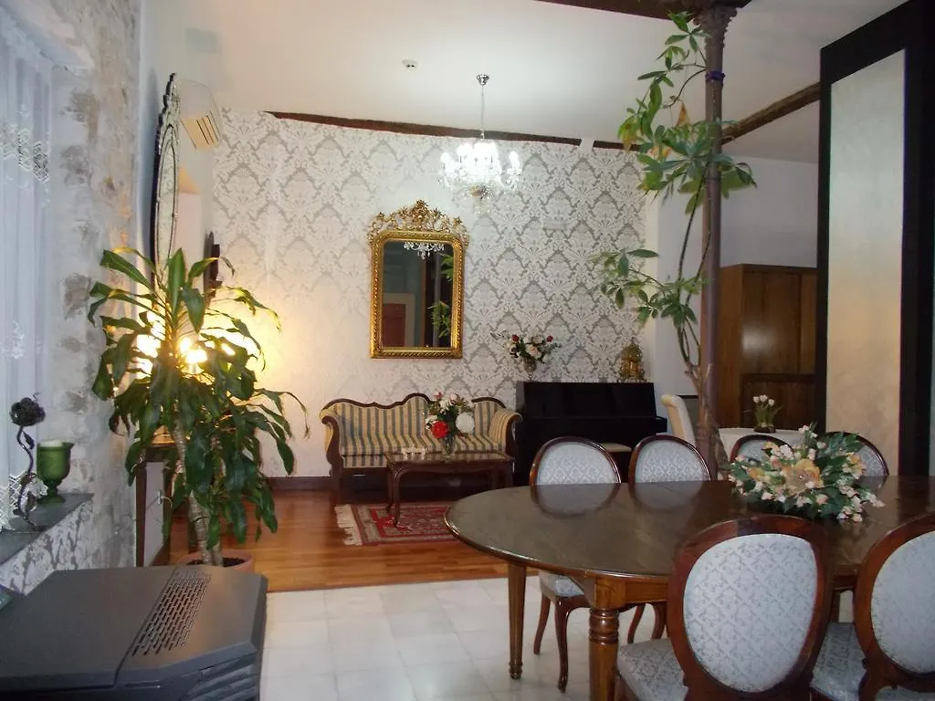 Hotel Boutique Nueve Leyendas Ubeda  3*, Ubeda (Andalucia)