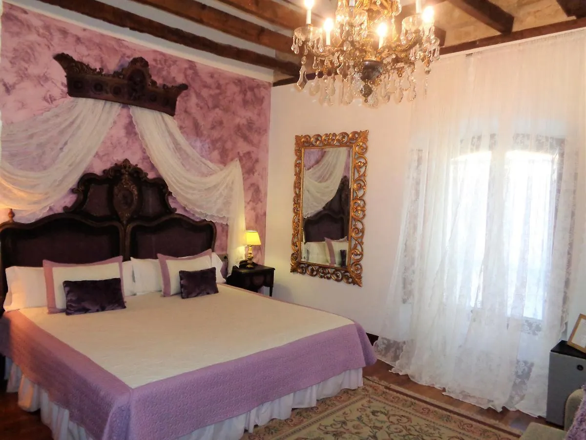 ***  Hotel Boutique Nueve Leyendas Ubeda  Spain